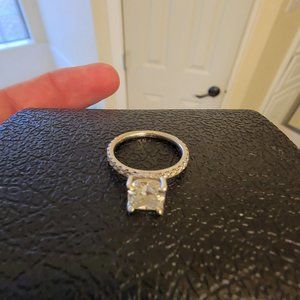 2ct Center diamond ring with band